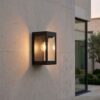 Lumina solar wall lamp