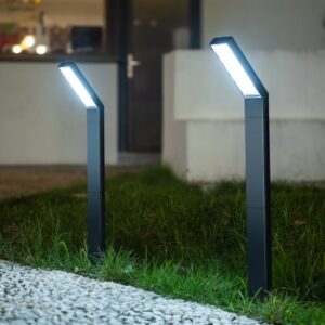 Oridion solar lawn light